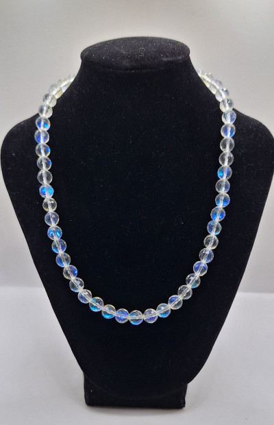 бусы из опала