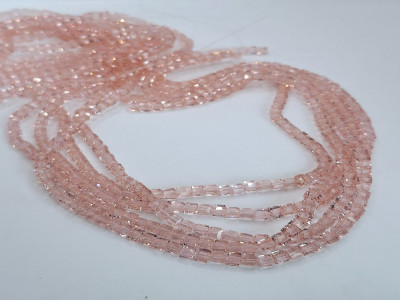 хрусталь кубиками 4/4мм 5 ниток