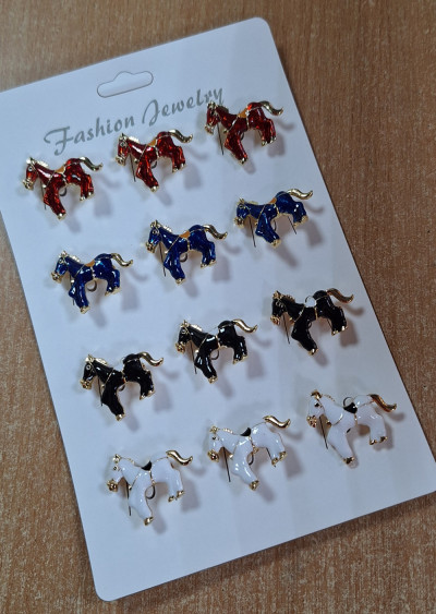 набор брошей(12шт)