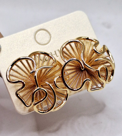 серьги-гвоздики(2.5см)