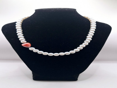 колье( сердечко персиковое)