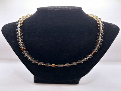 колье из дымчатого кварца