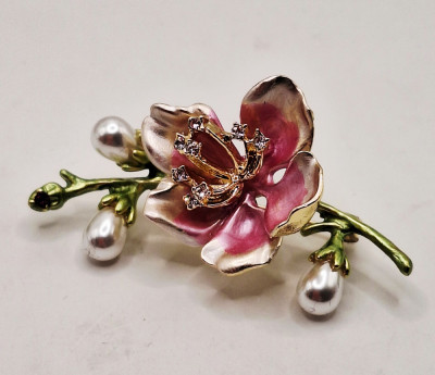 брошь(5.5см,)